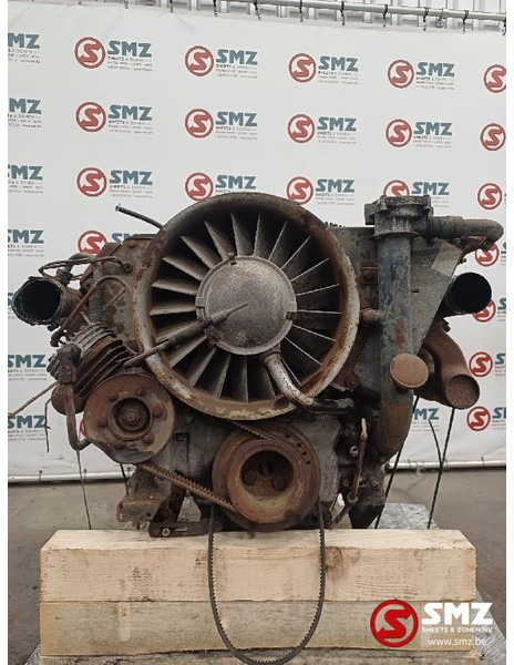 Deutz Occ motor F6L413V Deutz + versnellingsbak AK6-80-5 - Двигун в категорії Вантажівки: фото 3 Deutz Occ motor F6L413V Deutz + versnellingsbak AK6-80-5 - Двигун в категорії Вантажівки: фото 3