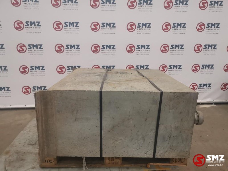 Diversen Occ Hydraulische tank 500l - Гідравлічний бак в категорії Вантажівки: фото 3 Diversen Occ Hydraulische tank 500l - Гідравлічний бак в категорії Вантажівки: фото 3