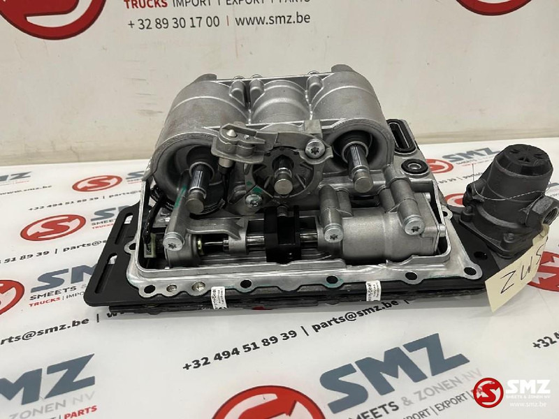 Коробка передач в категорії Вантажівки Iveco Occ ASTRONIC GEAR SELECTOR IVECO: фото 7