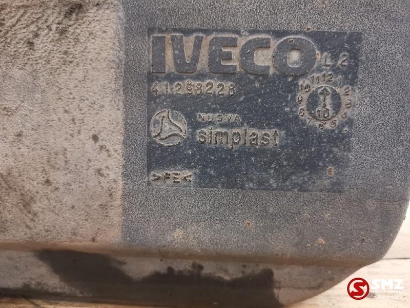 Iveco Occ AdBlue tank 62L Iveco - Бак AdBlue в категорії Вантажівки: фото 4 Iveco Occ AdBlue tank 62L Iveco - Бак AdBlue в категорії Вантажівки: фото 4