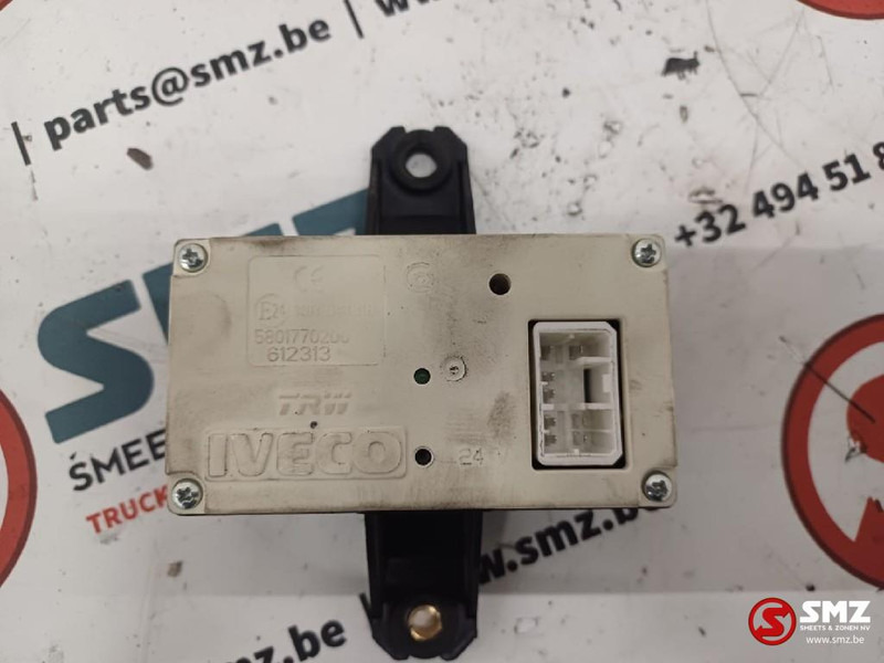 Iveco Occ ECU centrale vergrendeling Iveco - Блок управління в категорії Вантажівки: фото 2 Iveco Occ ECU centrale vergrendeling Iveco - Блок управління в категорії Вантажівки: фото 2