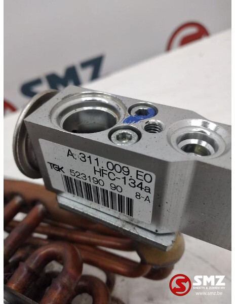 Iveco Occ airco condensor Iveco 504154616 - Система охолодження в категорії Вантажівки: фото 3 Iveco Occ airco condensor Iveco 504154616 - Система охолодження в категорії Вантажівки: фото 3