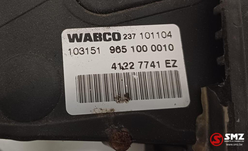 Iveco Occ gaspedaal + sensor Iveco - Кабіна й інтер'єр в категорії Вантажівки: фото 5 Iveco Occ gaspedaal + sensor Iveco - Кабіна й інтер'єр в категорії Вантажівки: фото 5