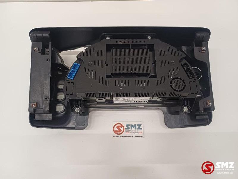 Iveco Occ instrumentenpaneel Iveco - Приладова панель в категорії Вантажівки: фото 2 Iveco Occ instrumentenpaneel Iveco - Приладова панель в категорії Вантажівки: фото 2