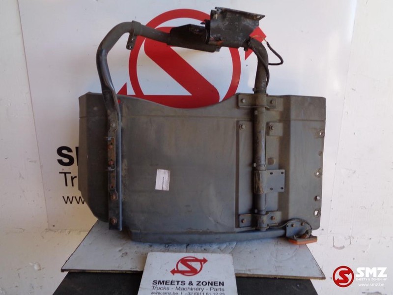 Iveco Occ spatbord links voor - Крило в категорії Вантажівки: фото 1 Iveco Occ spatbord links voor - Крило в категорії Вантажівки: фото 1