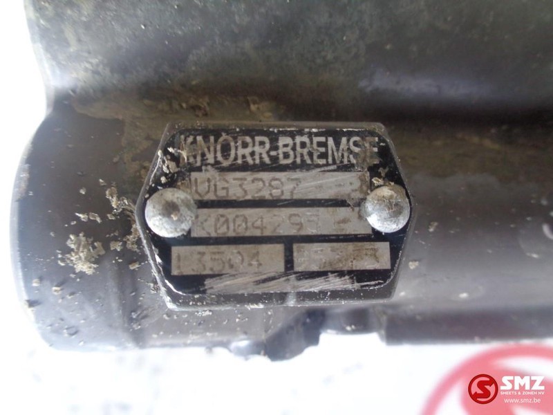 KNORR BREMSE Occ knor bremse koppelingspomp vg3287 - Циліндр зчеплення в категорії Вантажівки: фото 2 KNORR BREMSE Occ knor bremse koppelingspomp vg3287 - Циліндр зчеплення в категорії Вантажівки: фото 2
