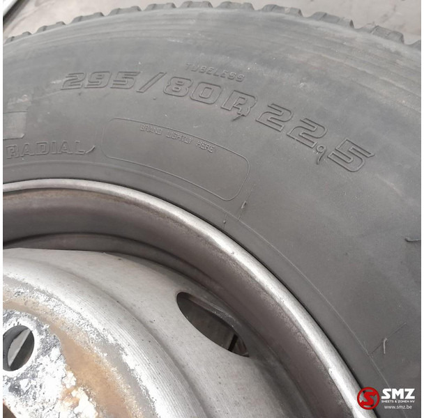 Kumho Occ vrachtwagenband 295/80R22.5 152/148M Kumho - Шина в категорії Вантажівки: фото 3 Kumho Occ vrachtwagenband 295/80R22.5 152/148M Kumho - Шина в категорії Вантажівки: фото 3
