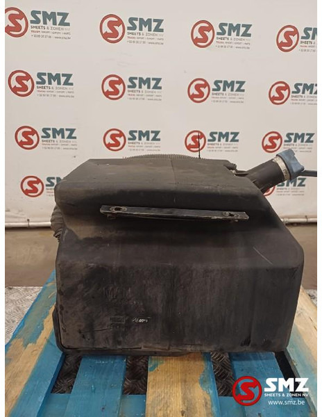 MAN Occ AdBluetank 40L MAN - Паливна система в категорії Вантажівки: фото 3 MAN Occ AdBluetank 40L MAN - Паливна система в категорії Вантажівки: фото 3