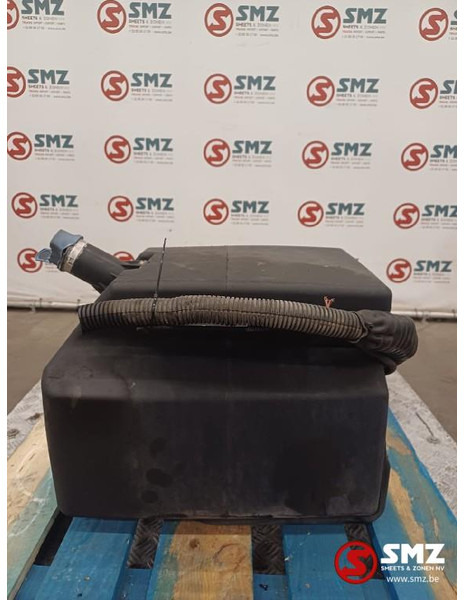 MAN Occ AdBluetank 40L MAN - Паливна система в категорії Вантажівки: фото 4 MAN Occ AdBluetank 40L MAN - Паливна система в категорії Вантажівки: фото 4