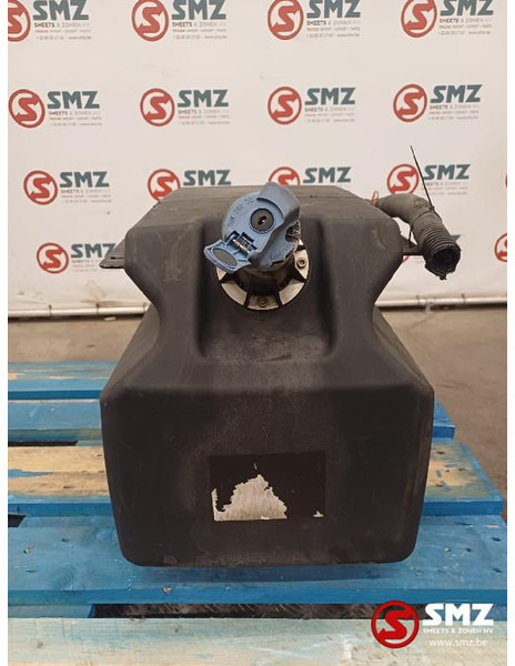 MAN Occ AdBluetank 40L MAN - Паливна система в категорії Вантажівки: фото 1 MAN Occ AdBluetank 40L MAN - Паливна система в категорії Вантажівки: фото 1