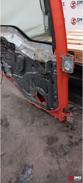 MAN Occ deur links MAN - Двері та запчастини в категорії Вантажівки: фото 3 MAN Occ deur links MAN - Двері та запчастини в категорії Вантажівки: фото 3