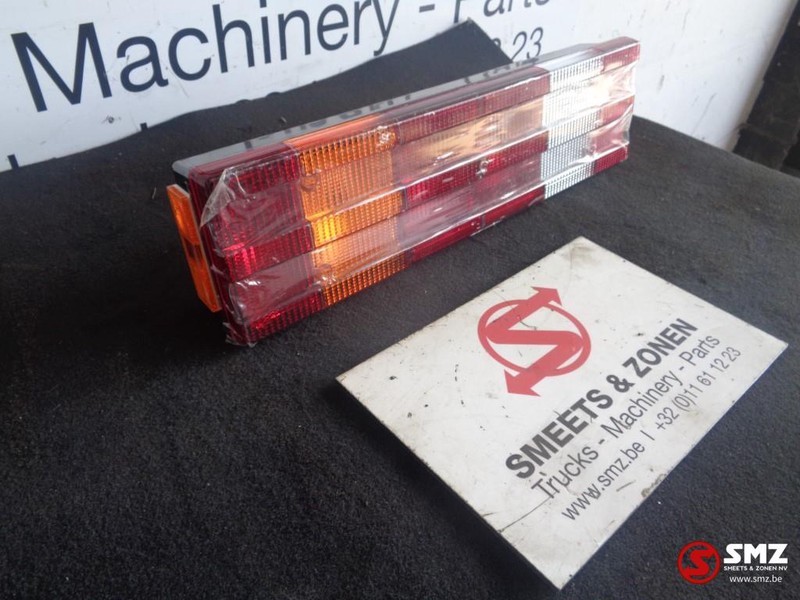 Mercedes-Benz Achterlicht mercedes met nr plaat verlichting - Задній ліхтар в категорії Вантажівки: фото 1 Mercedes-Benz Achterlicht mercedes met nr plaat verlichting - Задній ліхтар в категорії Вантажівки: фото 1
