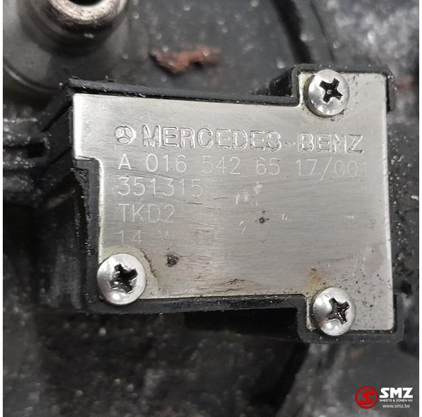 Mercedes-Benz Occ AdBluetank 60L + AdBlueniveausensor Mercedes - Паливна система в категорії Вантажівки: фото 5 Mercedes-Benz Occ AdBluetank 60L + AdBlueniveausensor Mercedes - Паливна система в категорії Вантажівки: фото 5