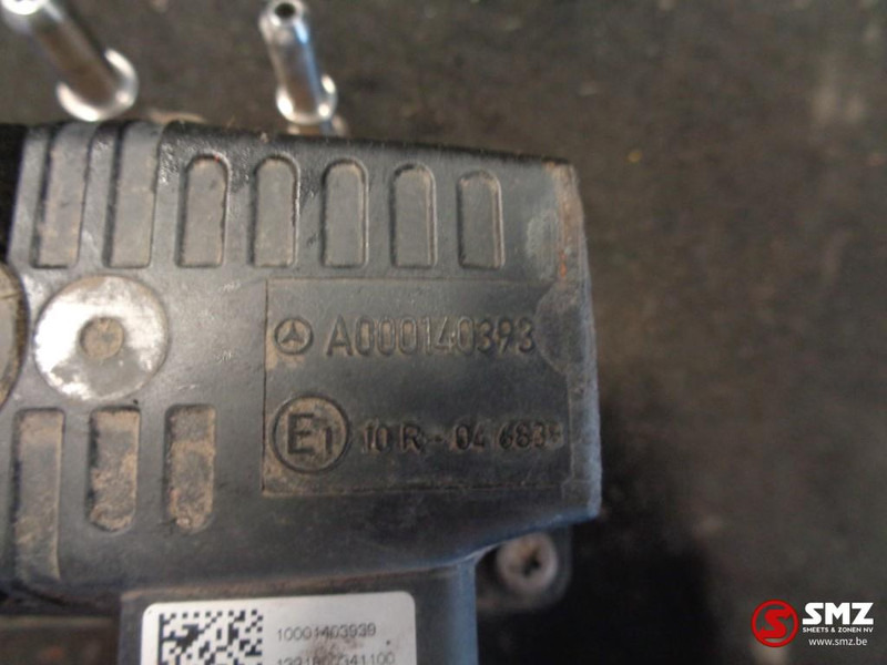 Mercedes-Benz Occ adbleu pomp mercedes - Паливна система в категорії Вантажівки: фото 4 Mercedes-Benz Occ adbleu pomp mercedes - Паливна система в категорії Вантажівки: фото 4