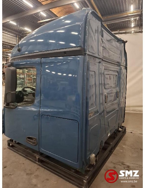 Mercedes-Benz Occ cabine Mercedes Actros MP4 - Кабіна й інтер'єр в категорії Вантажівки: фото 3 Mercedes-Benz Occ cabine Mercedes Actros MP4 - Кабіна й інтер'єр в категорії Вантажівки: фото 3