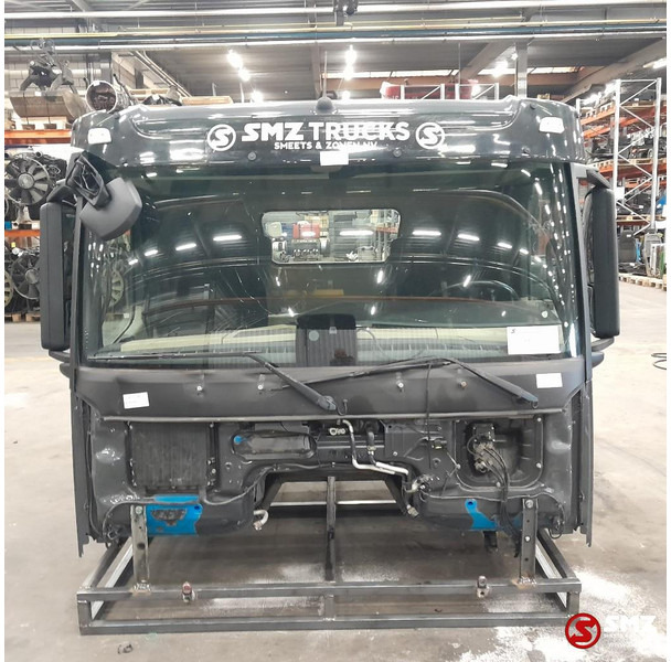 Mercedes-Benz Occ cabine Mercedes Actros MP4 low - Кабіна й інтер'єр в категорії Вантажівки: фото 1 Mercedes-Benz Occ cabine Mercedes Actros MP4 low - Кабіна й інтер'єр в категорії Вантажівки: фото 1