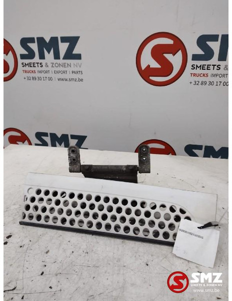 Mercedes-Benz Occ grille rechtsonder Mercedes - Решітка радіатора в категорії Вантажівки: фото 1 Mercedes-Benz Occ grille rechtsonder Mercedes - Решітка радіатора в категорії Вантажівки: фото 1