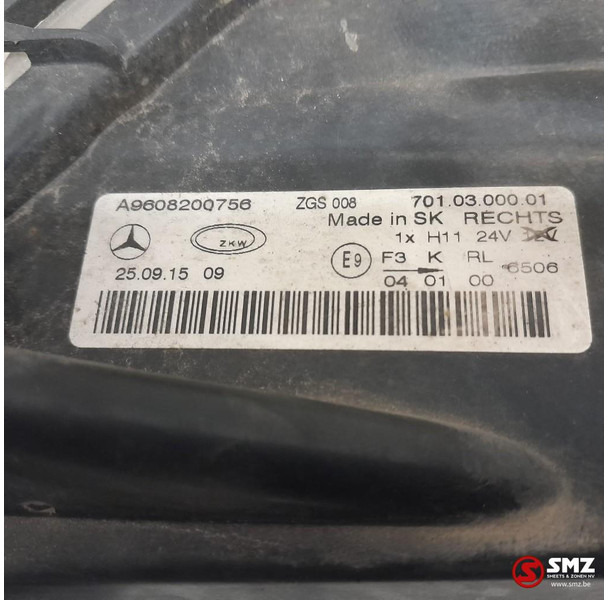 Mercedes-Benz Occ mistlicht rechts Mercedes - Протитуманна фара в категорії Вантажівки: фото 3 Mercedes-Benz Occ mistlicht rechts Mercedes - Протитуманна фара в категорії Вантажівки: фото 3