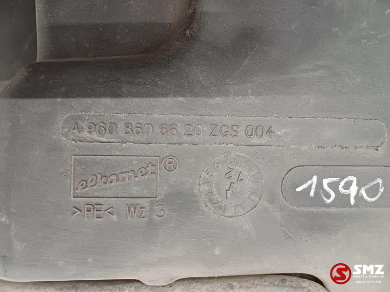 Mercedes-Benz Occ ruitenvloeistofreservoir Mercedes - Скло та запчастини в категорії Вантажівки: фото 5 Mercedes-Benz Occ ruitenvloeistofreservoir Mercedes - Скло та запчастини в категорії Вантажівки: фото 5