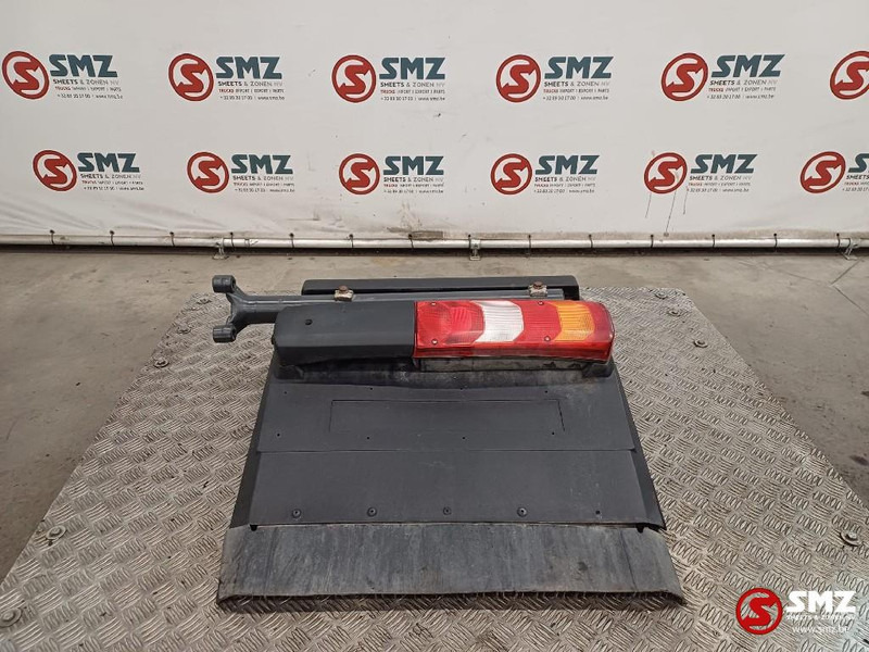 Mercedes-Benz Occ spatbord achteraaan rechts Mercedes - Кузов і екстер'єр в категорії Вантажівки: фото 1 Mercedes-Benz Occ spatbord achteraaan rechts Mercedes - Кузов і екстер'єр в категорії Вантажівки: фото 1