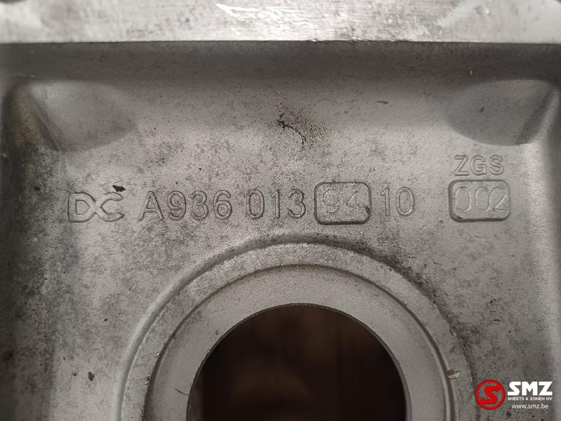 Mercedes-Benz Occ vliegwielhuis OM936 Mercedes - Двигун та запчастини в категорії Вантажівки: фото 3 Mercedes-Benz Occ vliegwielhuis OM936 Mercedes - Двигун та запчастини в категорії Вантажівки: фото 3