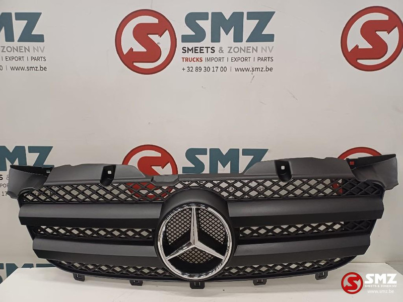 Mercedes-Benz Radiator grille mercedes - Решітка радіатора в категорії Вантажівки: фото 1 Mercedes-Benz Radiator grille mercedes - Решітка радіатора в категорії Вантажівки: фото 1