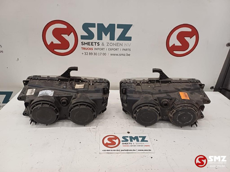 Mercedes-Benz Set koplampen L/R Mercedes - Передня фара в категорії Вантажівки: фото 2 Mercedes-Benz Set koplampen L/R Mercedes - Передня фара в категорії Вантажівки: фото 2
