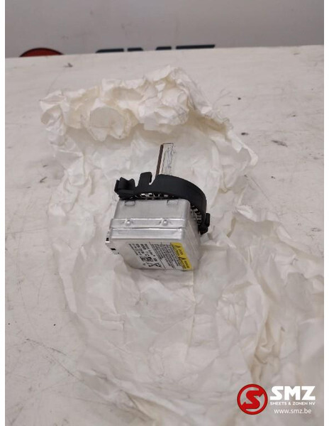 Mercedes-Benz Xenonlamp + houder Mercedes A0018265482 N000000004 - Передня фара в категорії Вантажівки: фото 2 Mercedes-Benz Xenonlamp + houder Mercedes A0018265482 N000000004 - Передня фара в категорії Вантажівки: фото 2