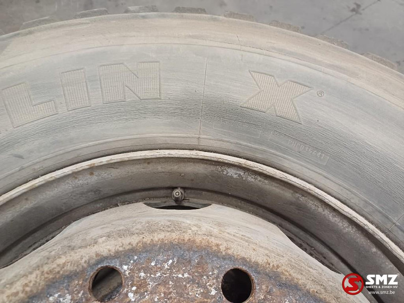 Michelin Occ vrachtwagenband 315/80R22.5 156/150 Michelin - Шина в категорії Вантажівки: фото 4 Michelin Occ vrachtwagenband 315/80R22.5 156/150 Michelin - Шина в категорії Вантажівки: фото 4