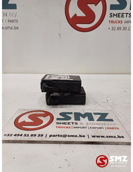Renault Occ ECU FMS + versnellingskiezer regeleenheid Rena - Блок управління в категорії Вантажівки: фото 2 Renault Occ ECU FMS + versnellingskiezer regeleenheid Rena - Блок управління в категорії Вантажівки: фото 2