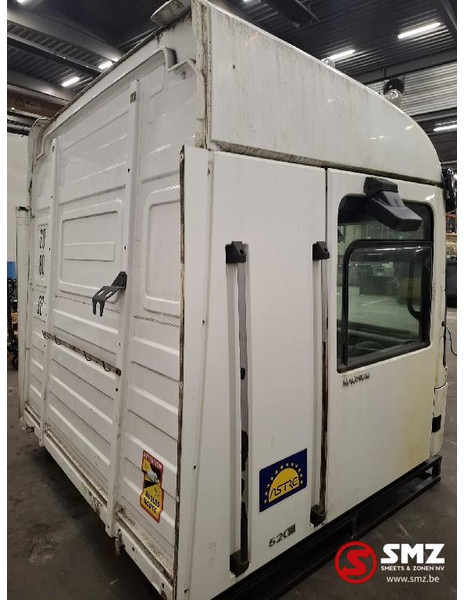 Renault Occ cabine compleet Renault Magnum - Кабіна й інтер'єр в категорії Вантажівки: фото 4 Renault Occ cabine compleet Renault Magnum - Кабіна й інтер'єр в категорії Вантажівки: фото 4