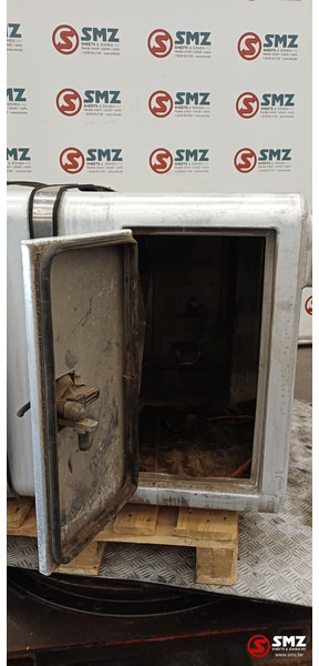 Renault Occ hydraulische tank 250L + materiaalkast Renault - Гідравлічний бак в категорії Вантажівки: фото 5 Renault Occ hydraulische tank 250L + materiaalkast Renault - Гідравлічний бак в категорії Вантажівки: фото 5