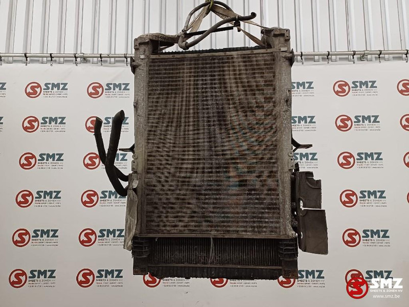 Renault Occ radiator Renault - Радіатор в категорії Вантажівки: фото 2 Renault Occ radiator Renault - Радіатор в категорії Вантажівки: фото 2