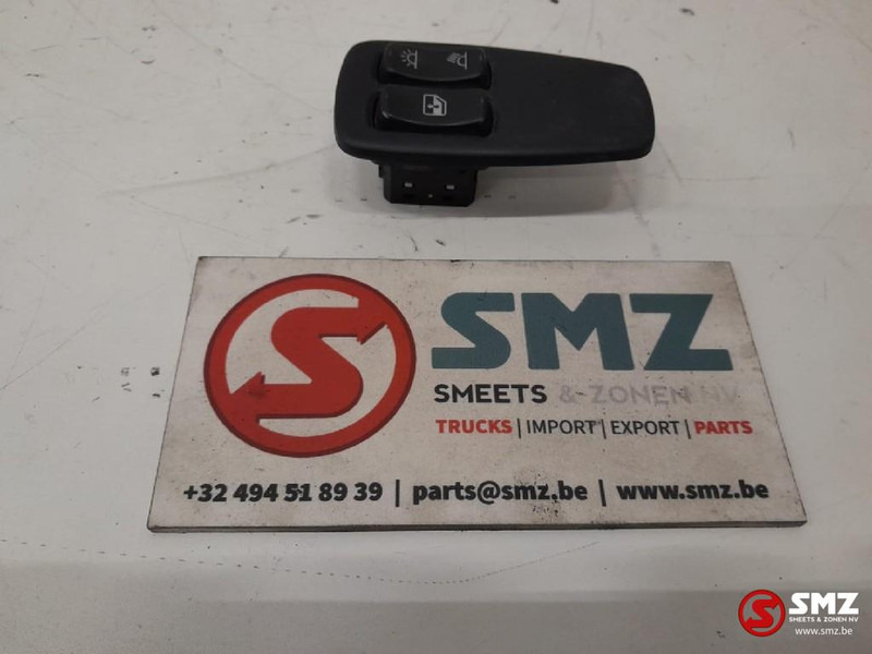 Scania Occ raamschakelaar bijrijderszijde Scania - Електрична система в категорії Вантажівки: фото 4 Scania Occ raamschakelaar bijrijderszijde Scania - Електрична система в категорії Вантажівки: фото 4