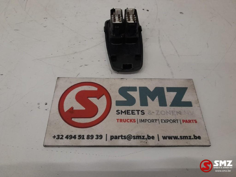 Scania Occ raamschakelaar bijrijderszijde Scania - Електрична система в категорії Вантажівки: фото 5 Scania Occ raamschakelaar bijrijderszijde Scania - Електрична система в категорії Вантажівки: фото 5