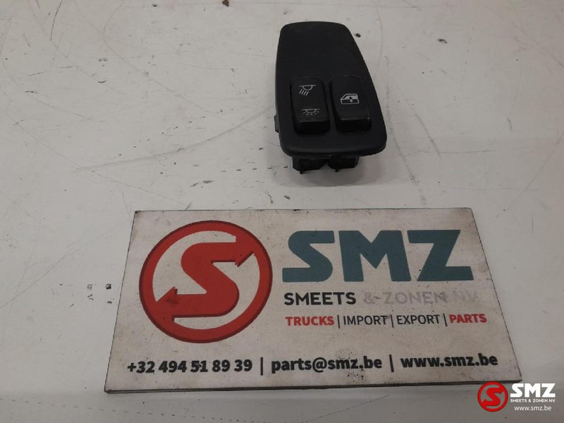 Scania Occ raamschakelaar bijrijderszijde Scania - Електрична система в категорії Вантажівки: фото 2 Scania Occ raamschakelaar bijrijderszijde Scania - Електрична система в категорії Вантажівки: фото 2