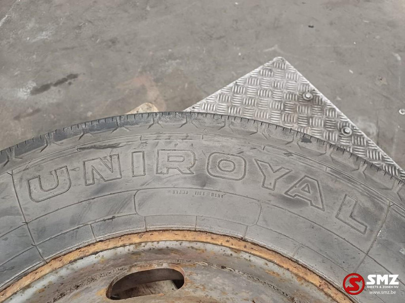 Uniroyal Occ vrachtwagenband Uniroyal 275/70R22.5 148/145L - Шина в категорії Вантажівки: фото 2 Uniroyal Occ vrachtwagenband Uniroyal 275/70R22.5 148/145L - Шина в категорії Вантажівки: фото 2