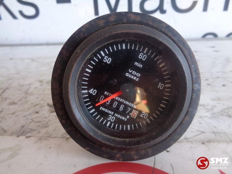 VDO Occ motor uren meter - Приладова панель в категорії Вантажівки: фото 2 VDO Occ motor uren meter - Приладова панель в категорії Вантажівки: фото 2