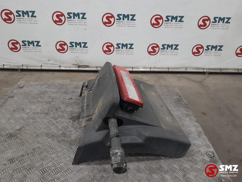 Volvo Occ spatbord rechtsachteraan + spatbordsteun Volvo - Кузов і екстер'єр в категорії Вантажівки: фото 3 Volvo Occ spatbord rechtsachteraan + spatbordsteun Volvo - Кузов і екстер'єр в категорії Вантажівки: фото 3