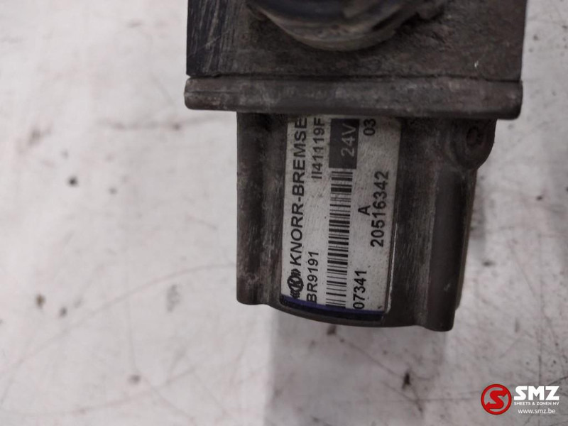 Volvo Occ EBS modulatorklep Volvo FH 20516342 II41119F - Запчастини в категорії Вантажівки: фото 3 Volvo Occ EBS modulatorklep Volvo FH 20516342 II41119F - Запчастини в категорії Вантажівки: фото 3