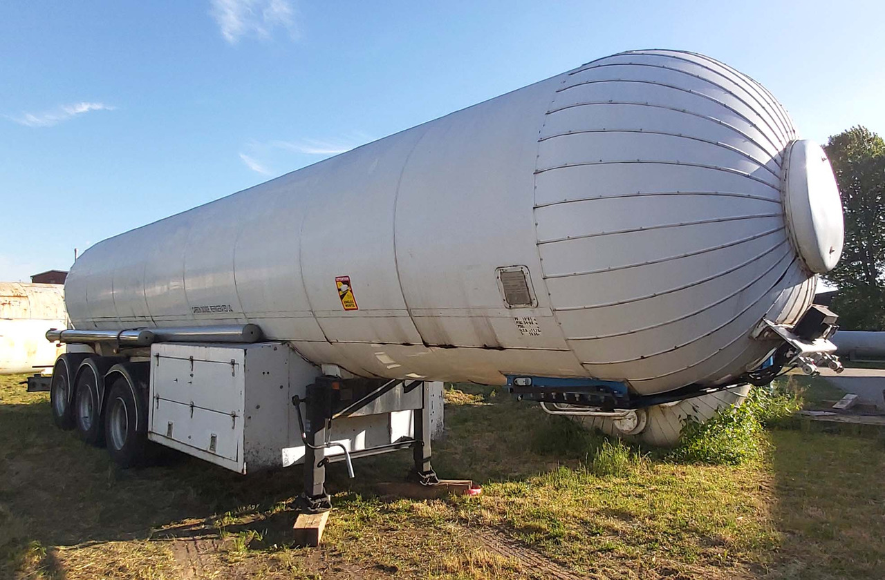 ROBINE CO2 Gas Carbon dioxide used tank semi-trailer - Напівпричіп цистерна: фото 1 ROBINE CO2 Gas Carbon dioxide used tank semi-trailer - Напівпричіп цистерна: фото 1