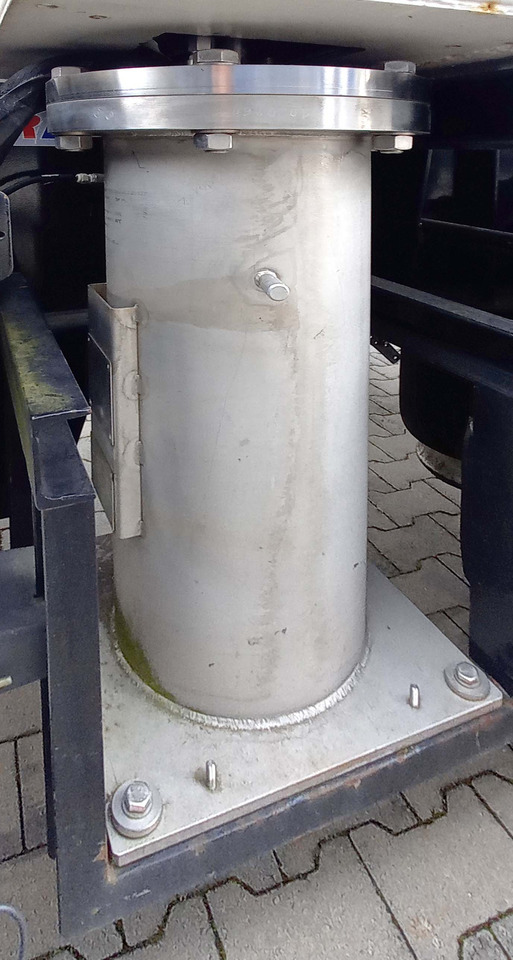 Schwingenschlögel Gas tank semi-trailer used for LNG/CNG mobile filling station Methan Gas Cryogenic - Напівпричіп цистерна: фото 4 Schwingenschlögel Gas tank semi-trailer used for LNG/CNG mobile filling station Methan Gas Cryogenic - Напівпричіп цистерна: фото 4