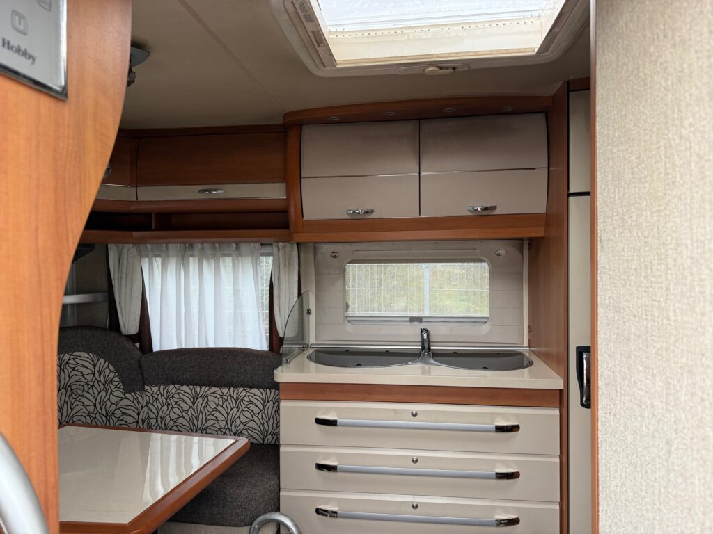 Hobby Excellent 460 UFe 2013 - Причіп дача: фото 4 Hobby Excellent 460 UFe 2013 - Причіп дача: фото 4