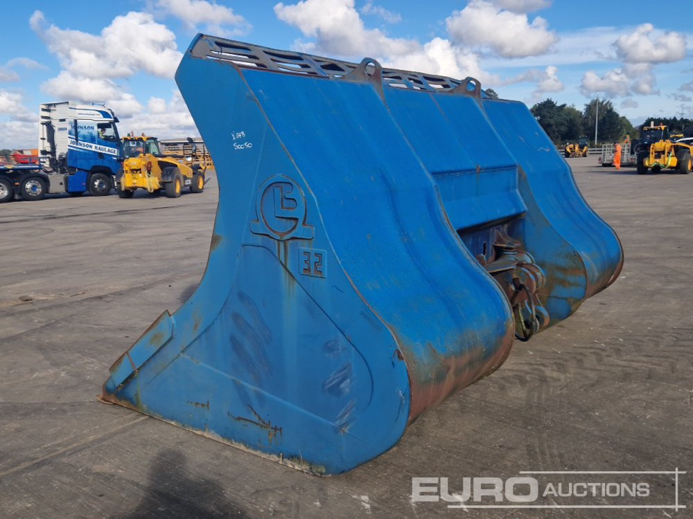 150" Hi Tip Bucket to suit CAT 966 Wheeled Loader - Ківш: фото 3 150" Hi Tip Bucket to suit CAT 966 Wheeled Loader - Ківш: фото 3
