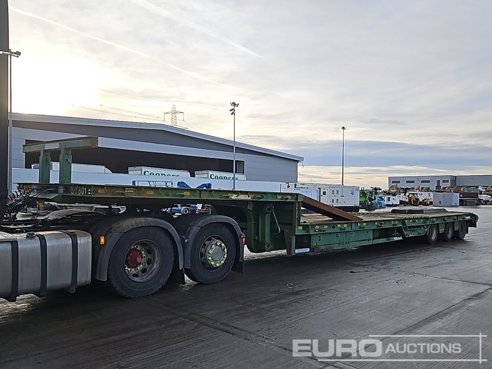 2003 SM TRAILERS Tri Axle Extendable Stepframe Low Loader Trailer, Neck Ramps, Wheel Wells, Steel Ramps - Низькорамна платформа напівпричіп: фото 1 2003 SM TRAILERS Tri Axle Extendable Stepframe Low Loader Trailer, Neck Ramps, Wheel Wells, Steel Ramps - Низькорамна платформа напівпричіп: фото 1