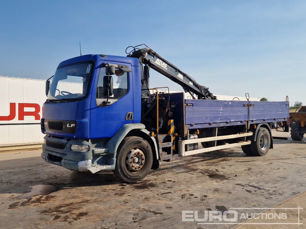 2004 DAF LF55 220 - Бортова вантажівка/ Платформа: фото 1 2004 DAF LF55 220 - Бортова вантажівка/ Платформа: фото 1