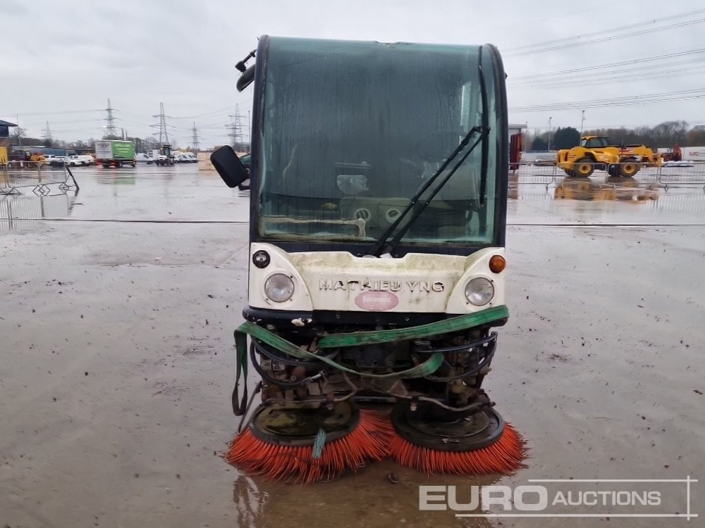 Підмітально-прибиральна машина 2005 Mathieu Yno Azura2: фото 8 Підмітально-прибиральна машина 2005 Mathieu Yno Azura2: фото 8