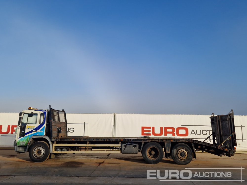 2005 Volvo FL220 - Бортова вантажівка/ Платформа: фото 2 2005 Volvo FL220 - Бортова вантажівка/ Платформа: фото 2