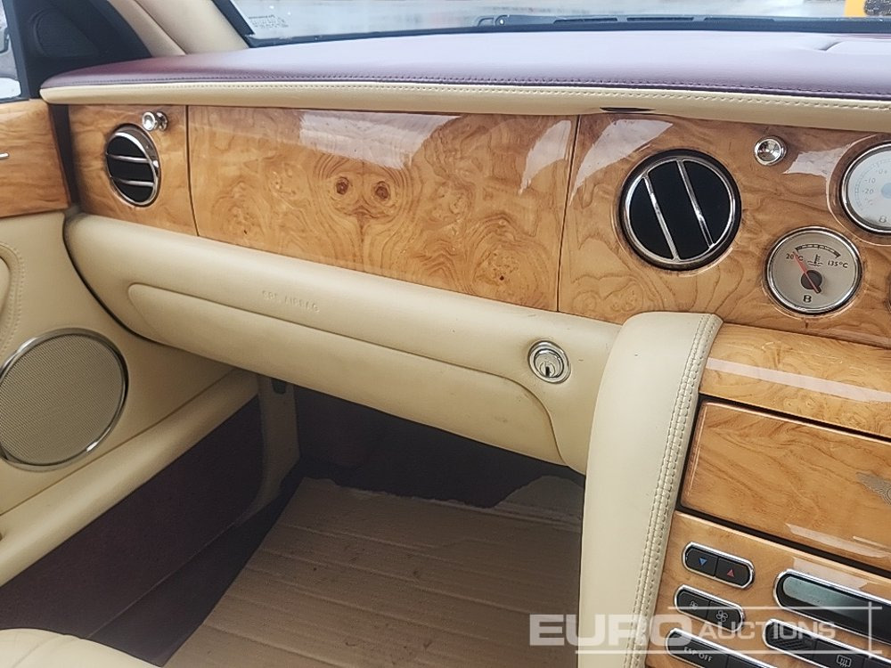 Легковий автомобіль 2006 Bentley Arnage: фото 18