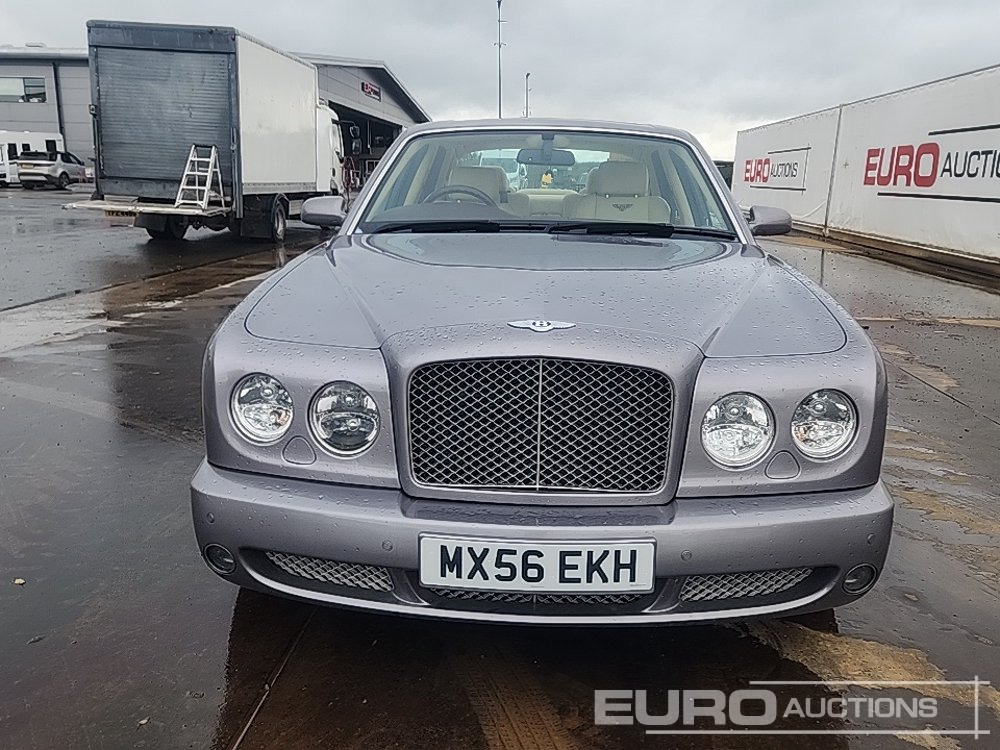 Легковий автомобіль 2006 Bentley Arnage: фото 8